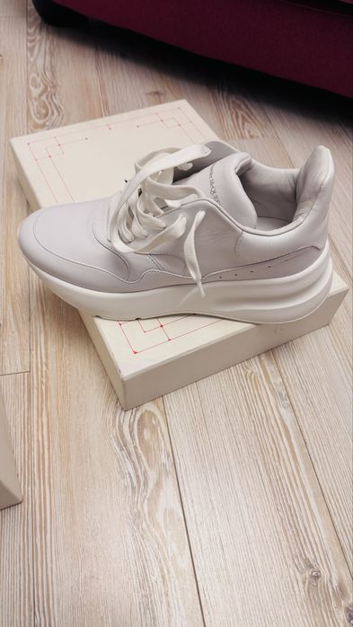 Adidasi alexander mcqueen runner