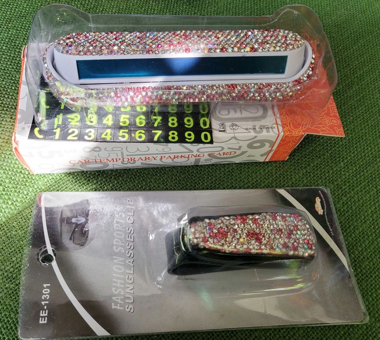 Set auto afisaj telefon si suport ochelari