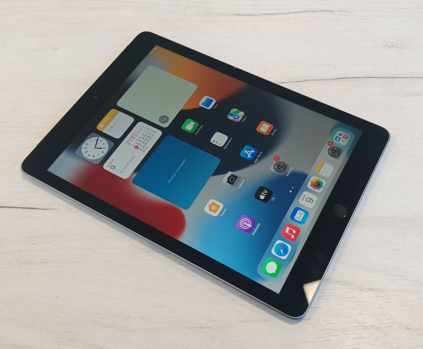 iPad 6 32 GB Wifi+Cellular
