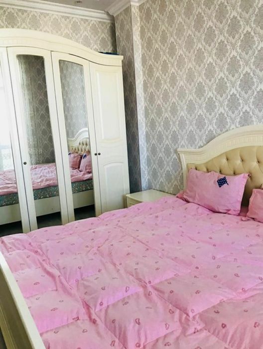 2-Часа 3000 тенге. 1-комнатная.Центр города. Абая