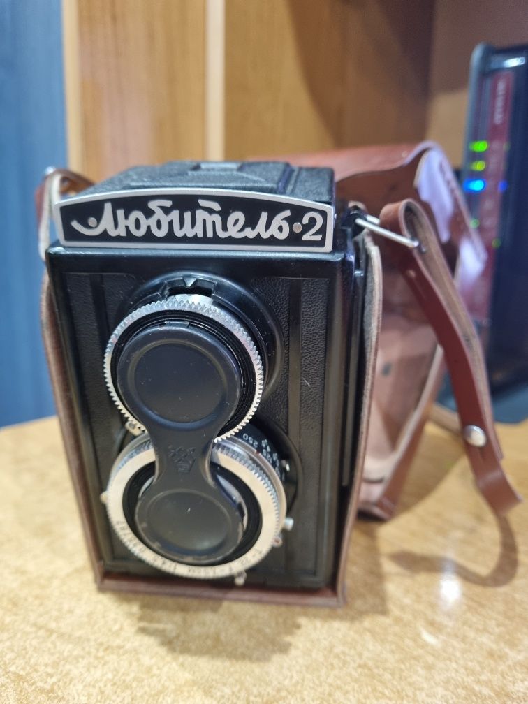 Aparat foto vintage Lubitel 2 URSS