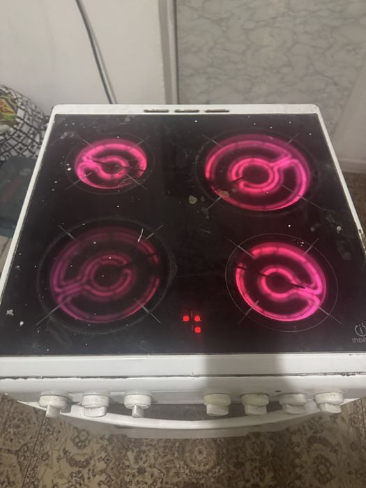 Продам электроплиту
