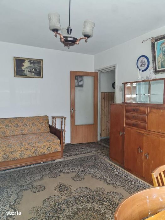 Apartament  doua camere    44 mp   Trivale