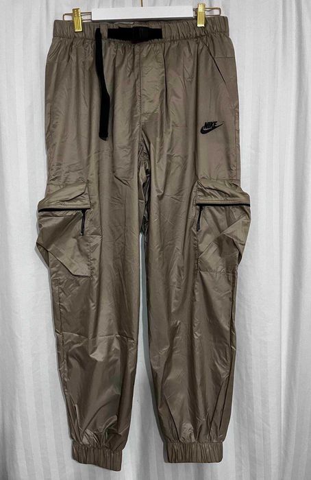 Нов Nike
Tech Woven Lined Cargo Pant