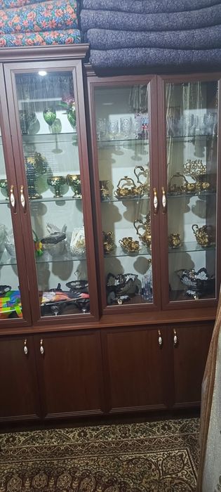 Продаётся стенка! Стенка ни у́зи сотилади!