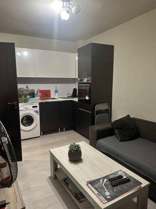 Дава се под наем Двустаен апартамент в София, Банишора - 40 кв.м за 509.49 € - Снимка #2