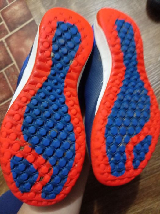 Ботуши, маратонки и сандали за момче