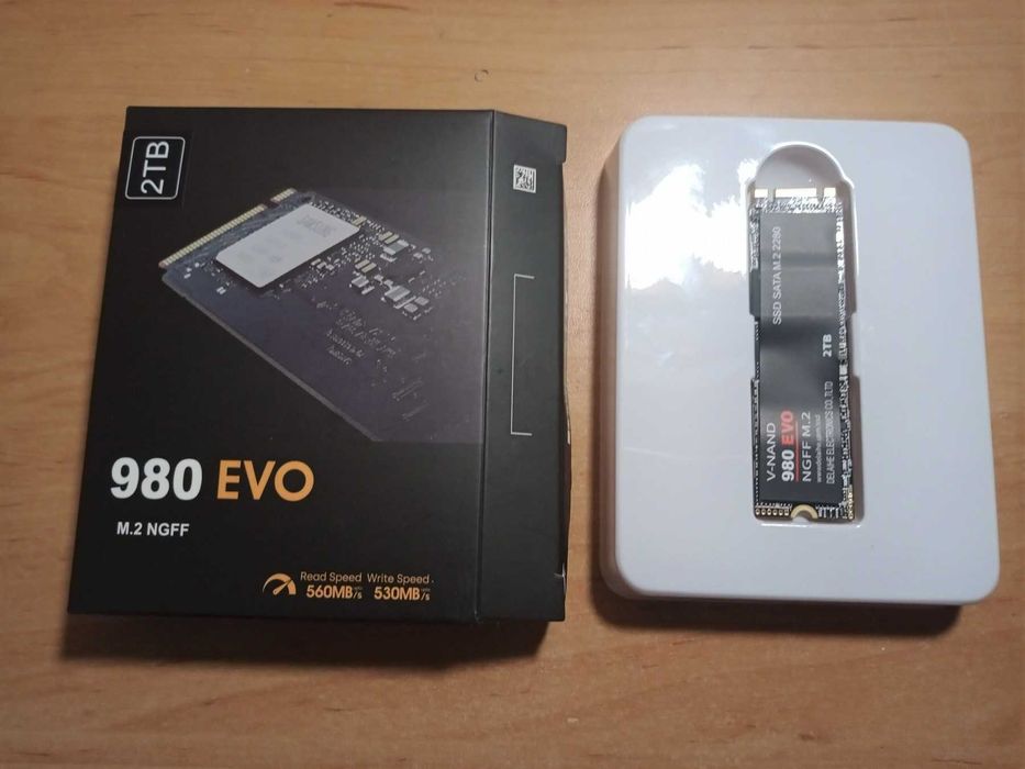 m.2 SSD 2TB ново