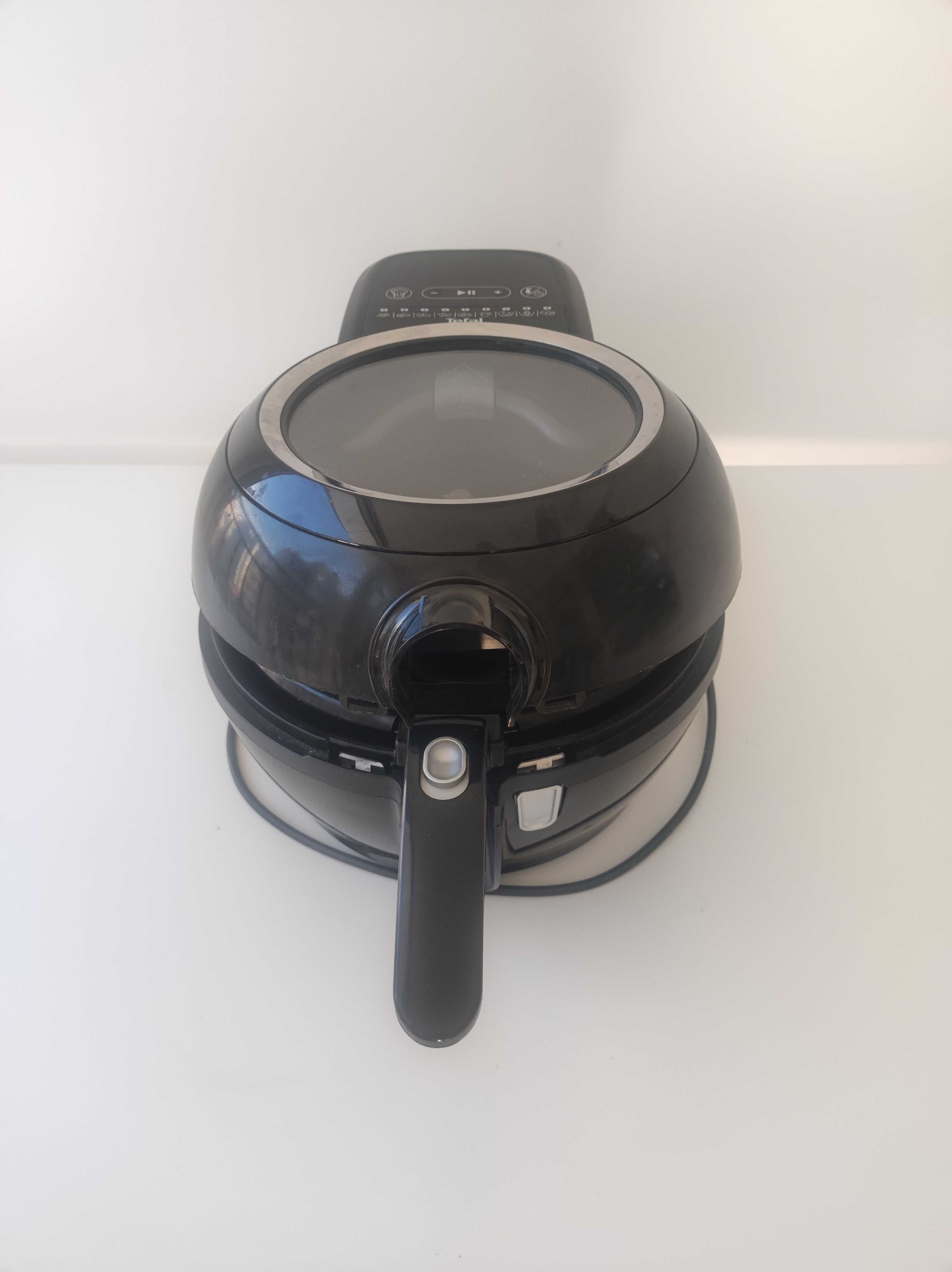 Фритюрник Tefal ActiFry Genius