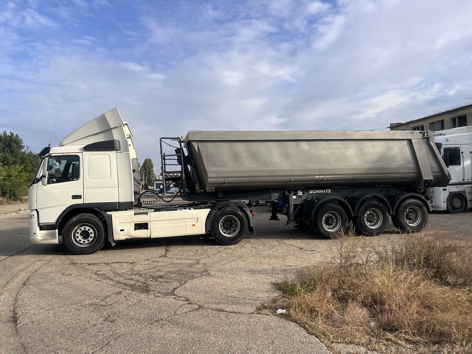 Ansamblu basculabil Volvo FM EEV si semiremorca Schmitz SKI-24
