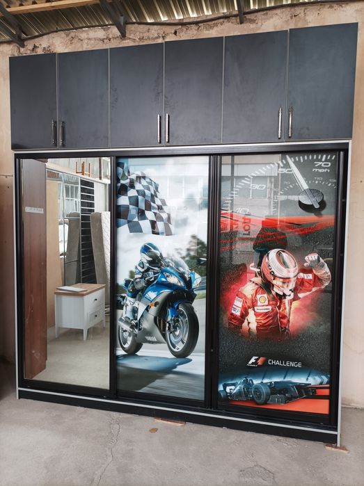 Продается большой шкаф купе