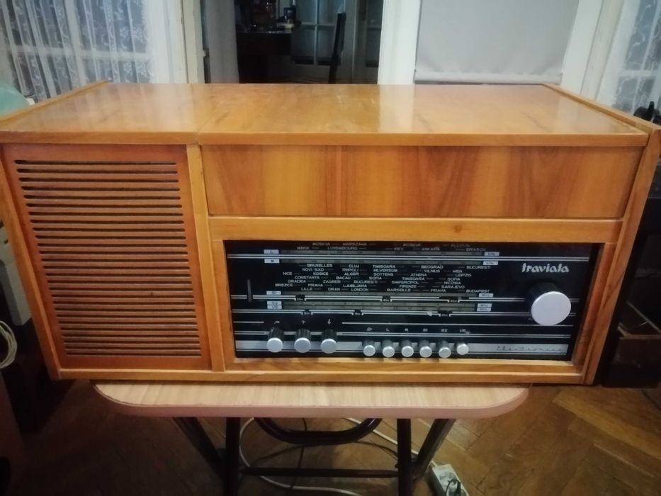 Vand radio Traviata