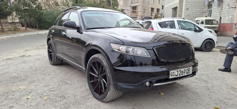 INFINITY FX 35 2006 yil
