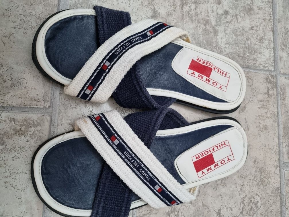 De vanzare adidasi  LACOSTE  tommy Hilfiger si alte marci