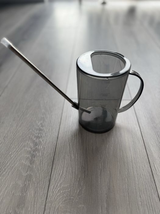 Лейка, дуршлаг, косметичка, визитка под номер телефона