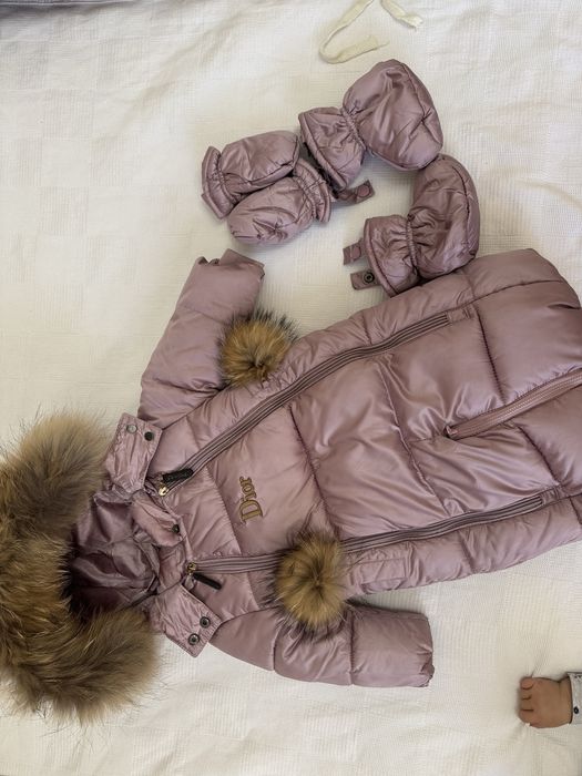 Продам зимний комбинезон для новорожленных