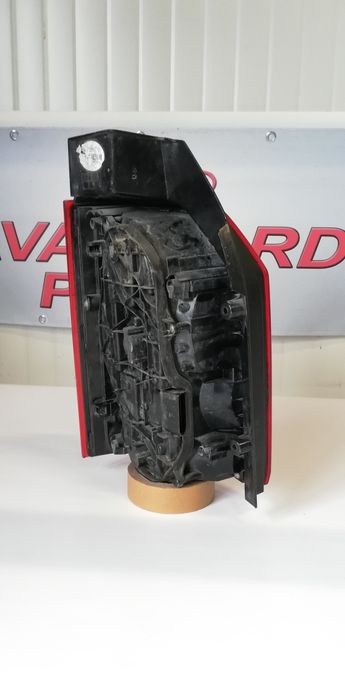 2 броя десен стоп VW Transporter T6