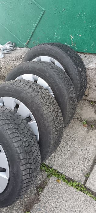 Cauciucuri cu jeanta