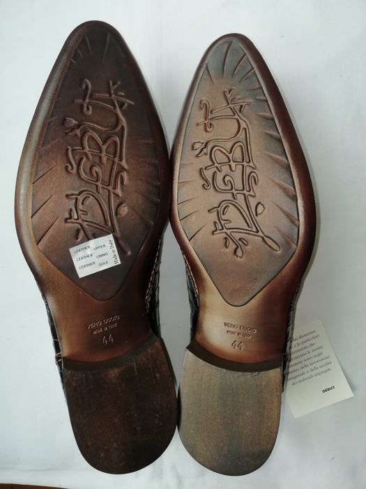 Pantofi piele de crocodil DEBUT nr. 44- noi