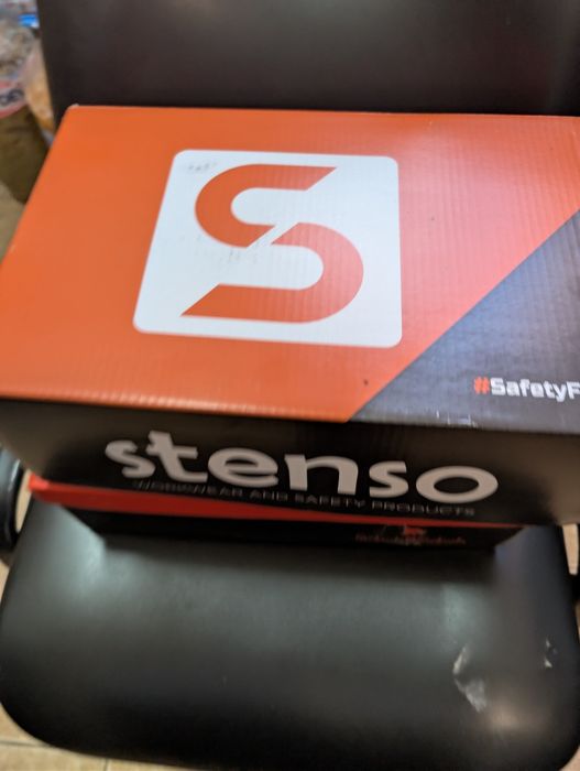 Работни обувки с метално бомбе #43 и #44