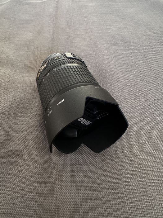 Фотообектив леща AF-S NIKKOR 18-105 mm 3,5-5,6 G