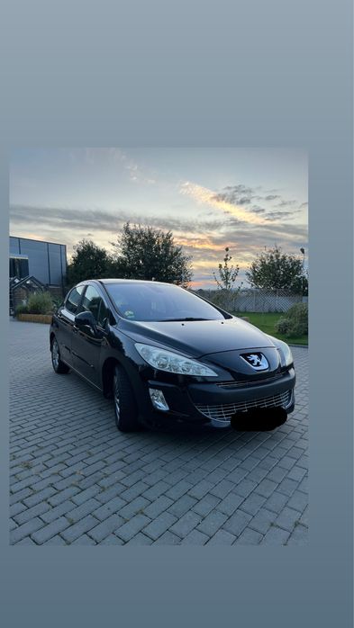 Peugeot 308 – An 2008 – Negru – Motor 1.6 – 169.000 km