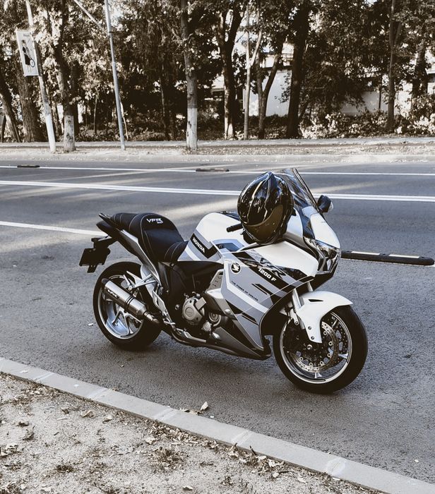 Honda vfr 1200 F DCT