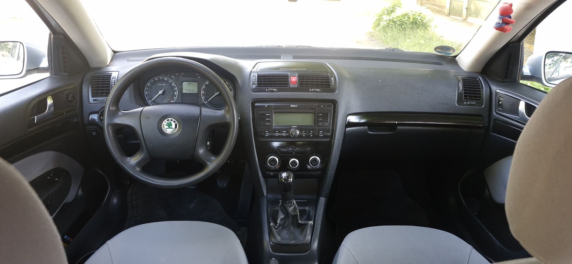 Skoda Octavia 2 Benzină 1.6 MPI + G.P.L
