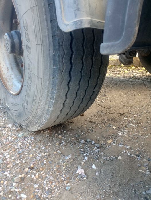 Vând URGENT! Semiremorca containere Krone 5700!!