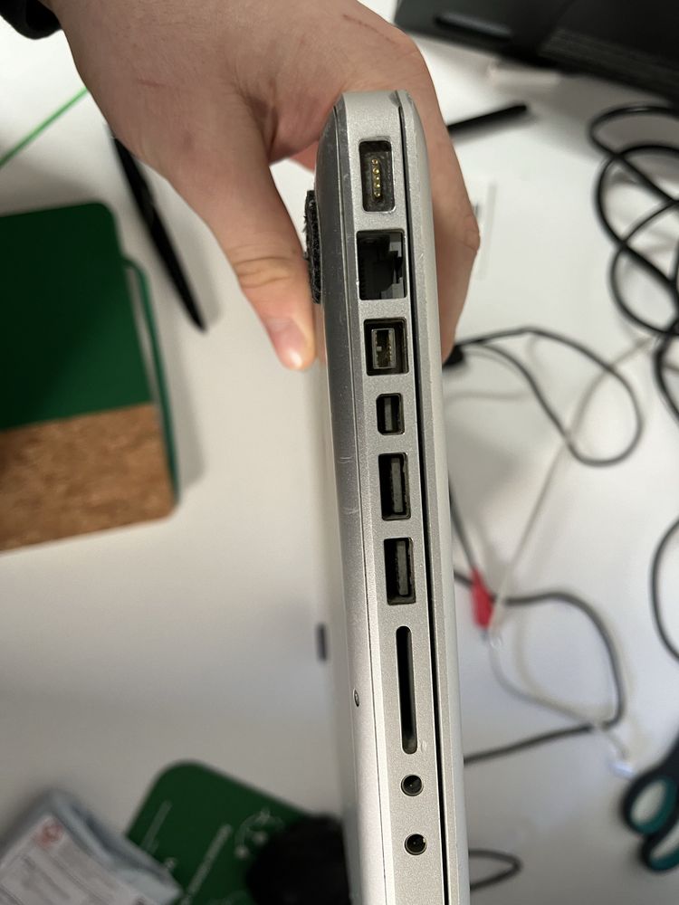 Macbook Pro 15 inch mid 2010