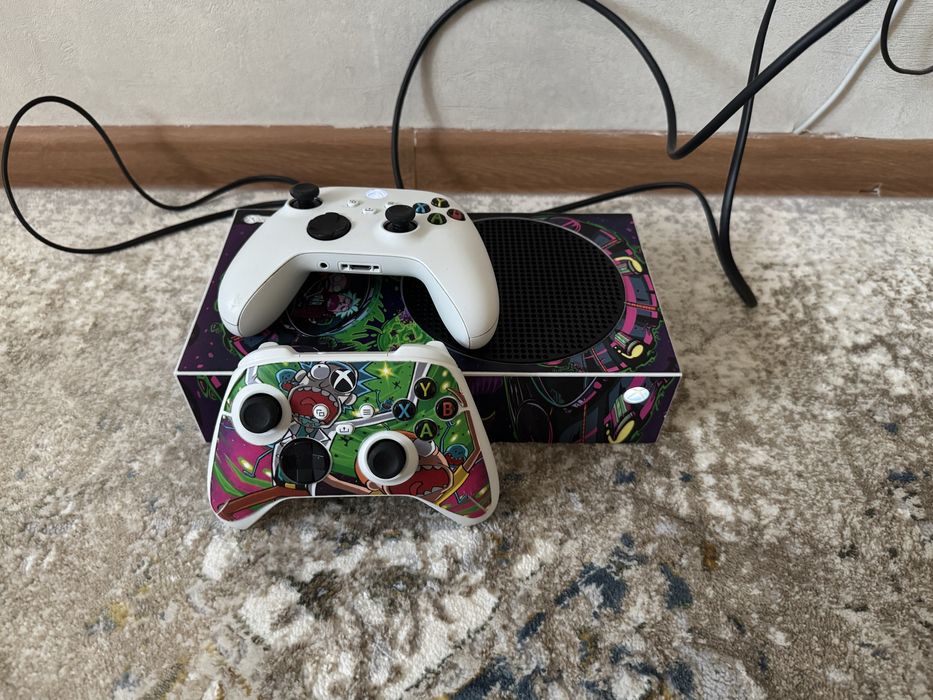 Продам xbox series S