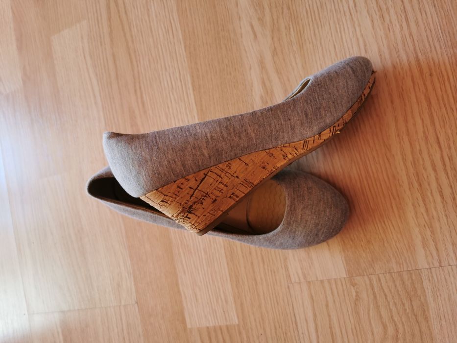 Saboti dama cu platforma