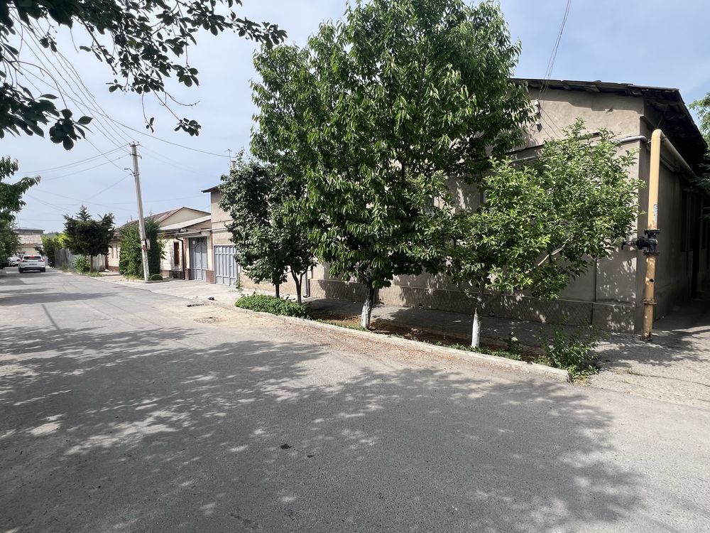 Yakkasaroy Vibrskiy mahalla uchaska sotiladi