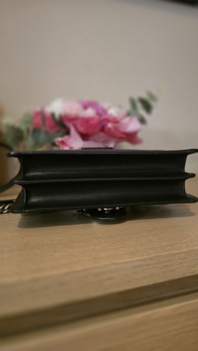 Дамска чанта PINKO сребристо лого