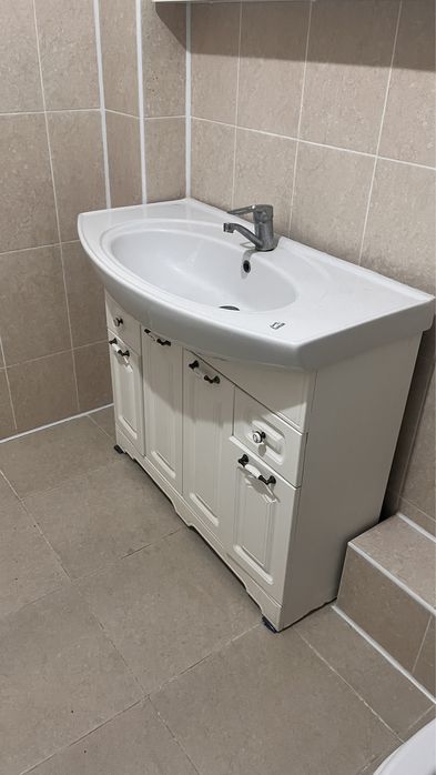 Раковина айнасымен 30000 Душ 15000 Айна 5000