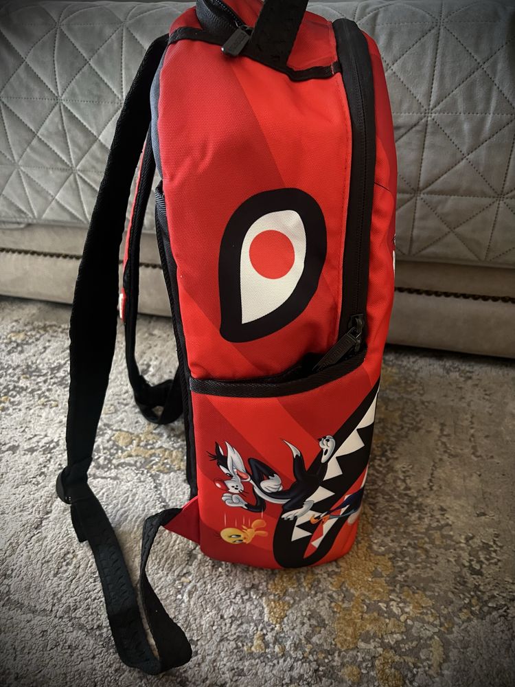 Vând rucsac Sprayground