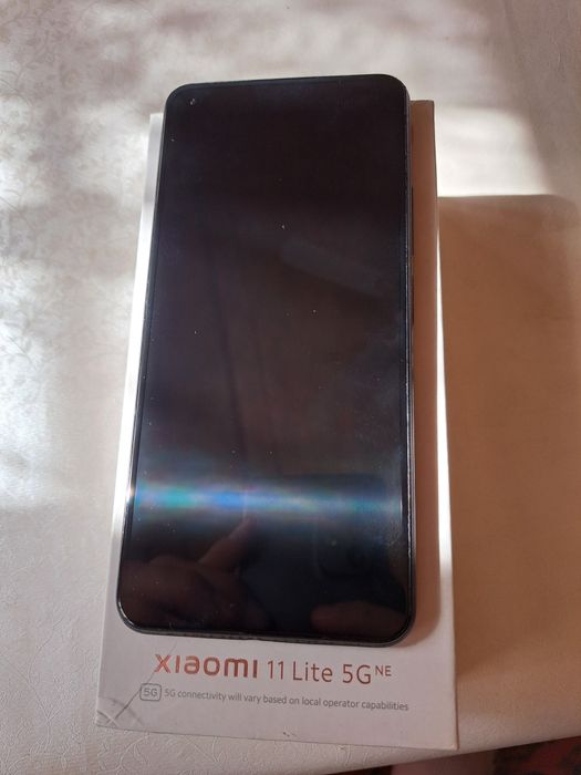 Xiaomi 11lite 5G NE operatifka 8+8 128GB