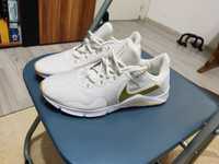 Adidasi Sport Nike Dama 38