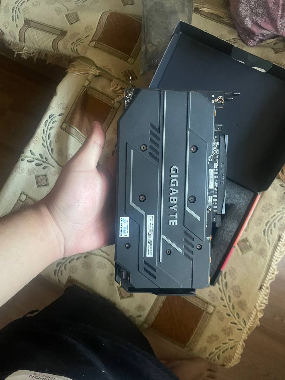 RX5600xt видеокарта