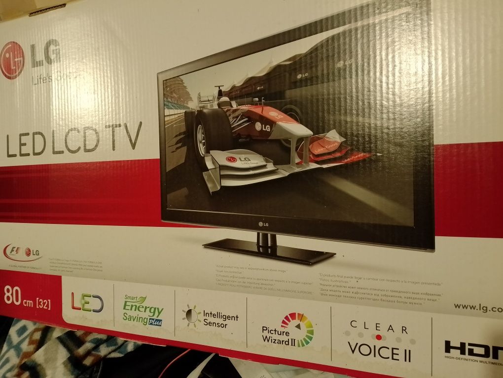 TV led LG diagonala 80