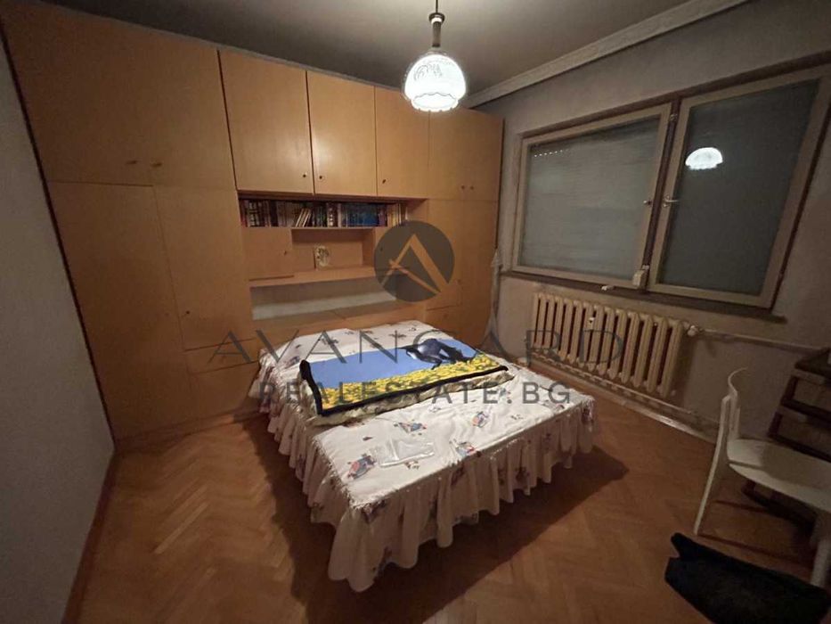 Продава се Двустаен апартамент в Пловдив, Тракия - 60 кв.м за 1450 €/кв.м - Снимка #2