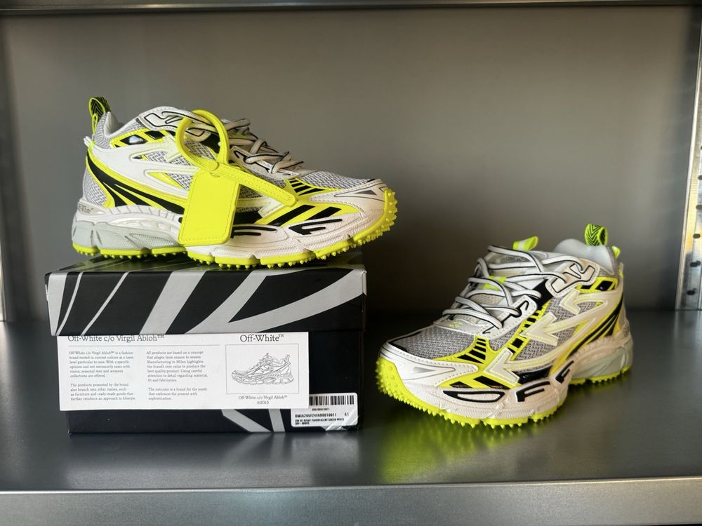 OFF WHITE / различни модели