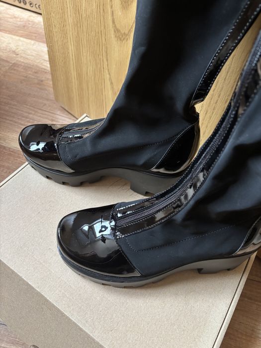 Нови черни ботуши, номер 37,5-38