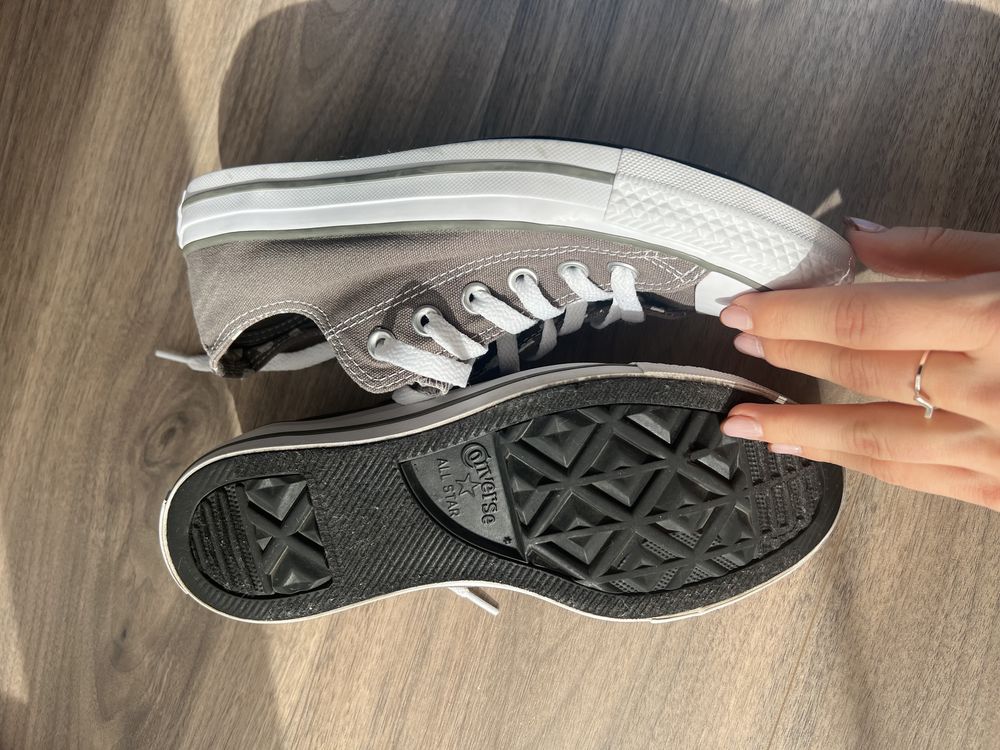 Converse Chuck Taylor All Star low double tongue
