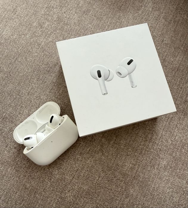 Airpods pro в хорошем состоянии