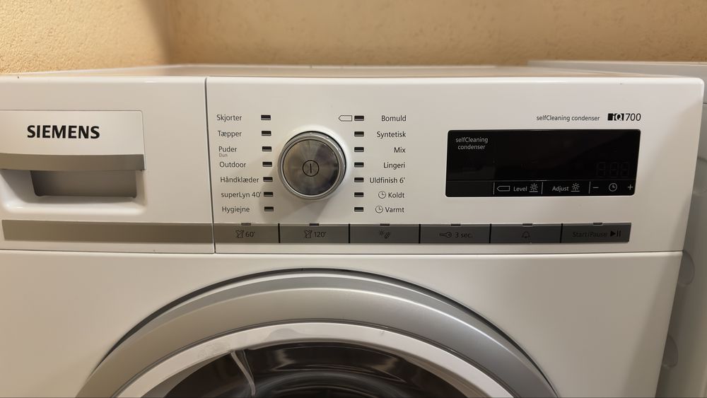 Пералня AEG 9 kg с пара + Сушилня Siemens 8 kg