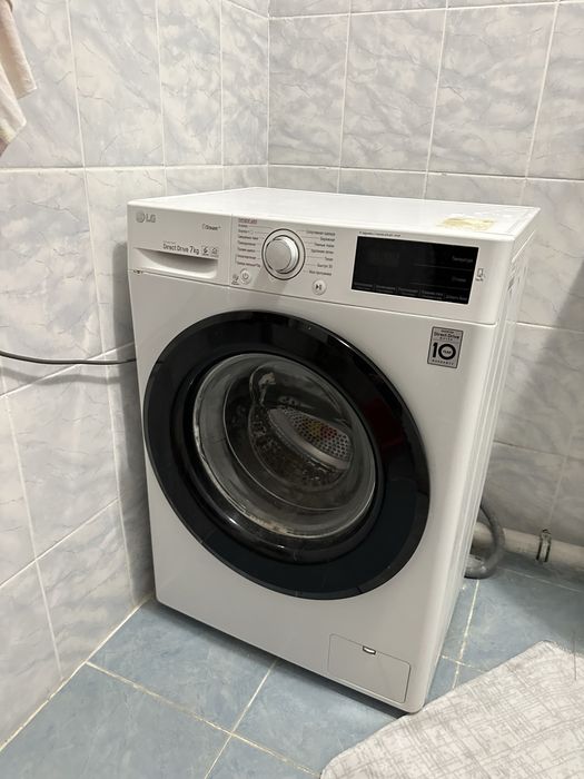 Стиральная машина LG 7 кг, отличное состояние!