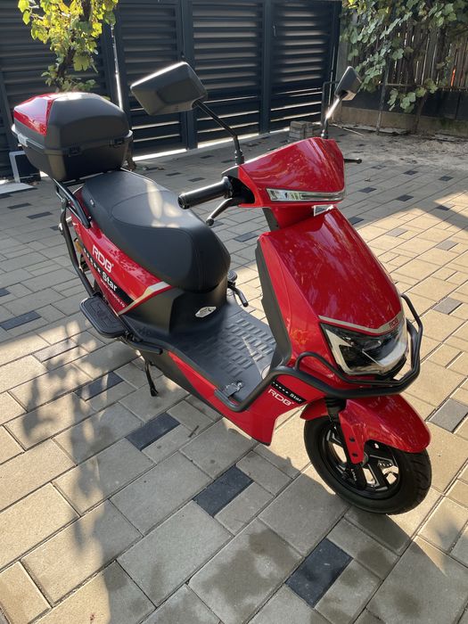 Scuter Rdb Star 2000W NOU GARANTIE