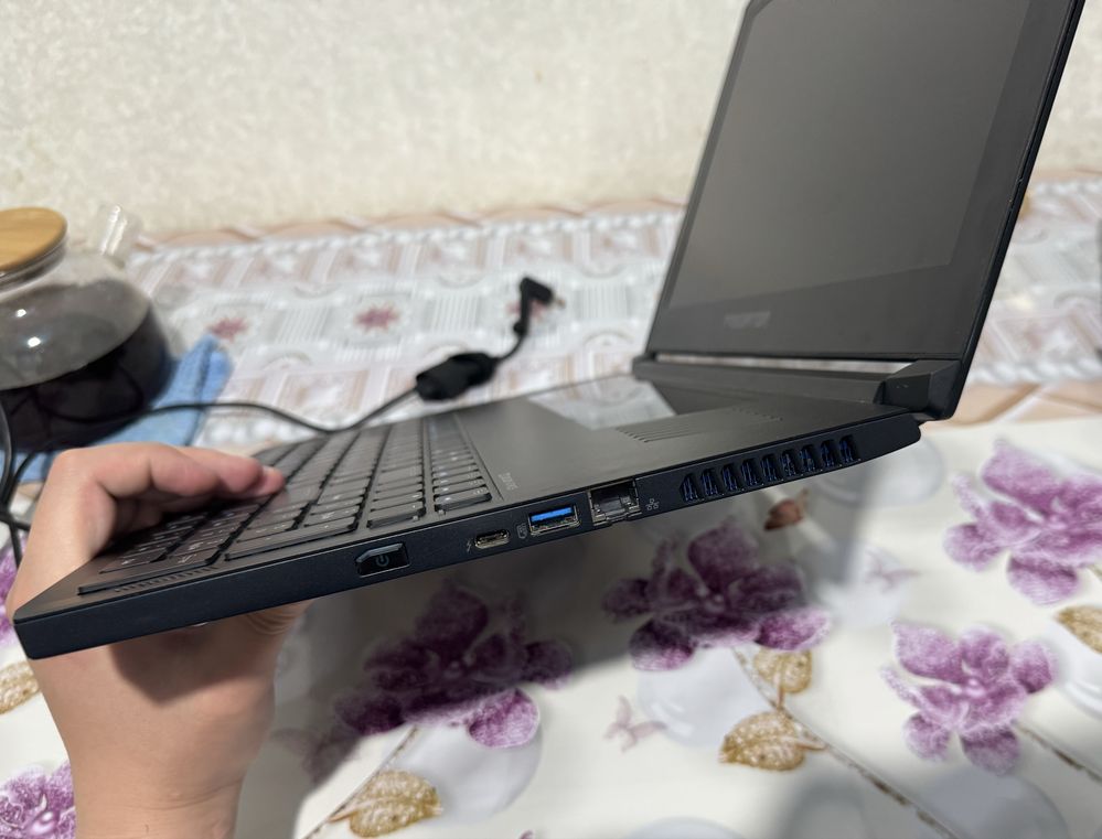 ACER predator triton PT715-51 core i7
