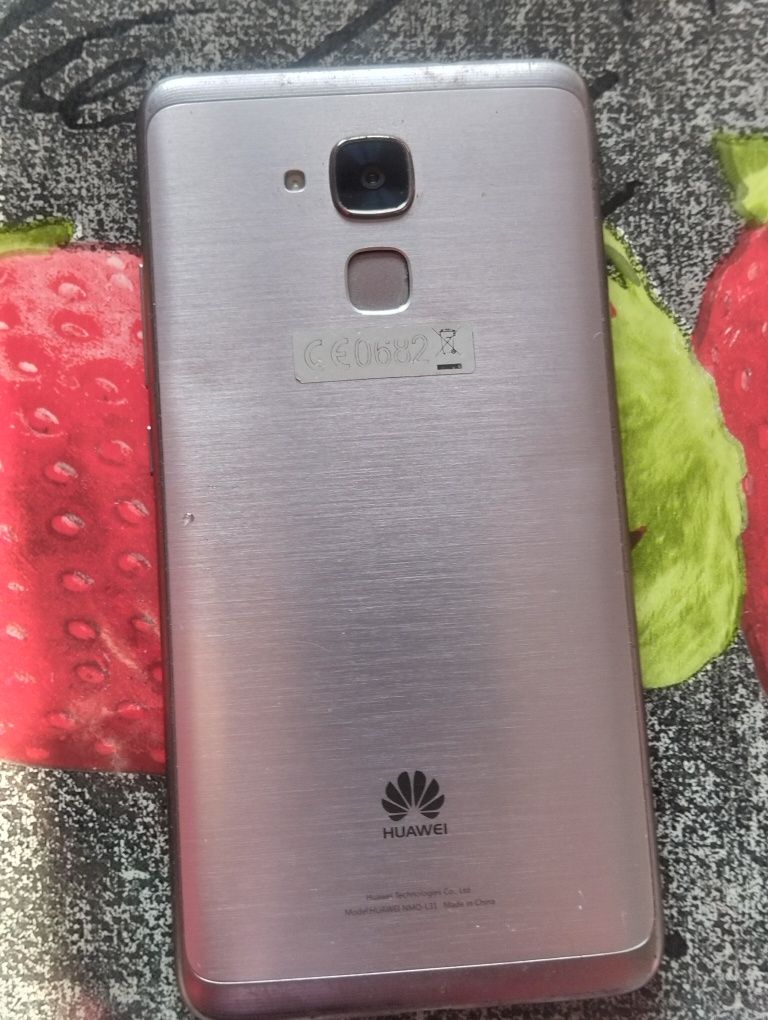 Смартфон Huawei GT3